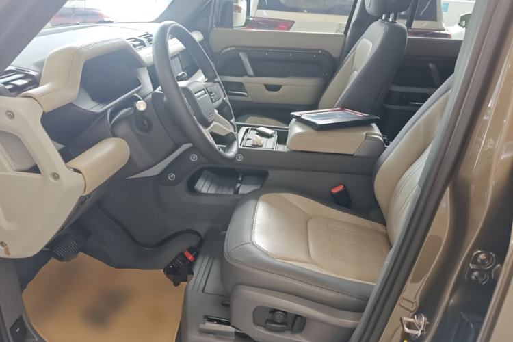 Used Land Rover Defender 2022 110 P400 X-DYNAMIC HSE
