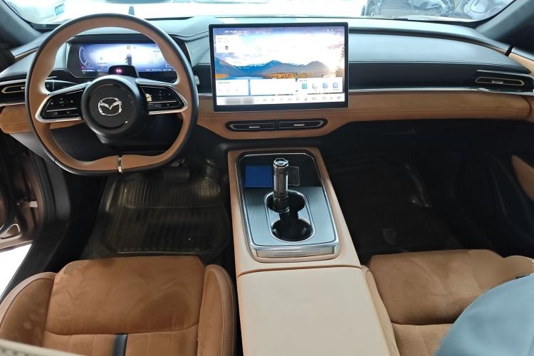 Used Mazda EZ-6 2024 Range-Extended 200 Luxury Edition Center Console