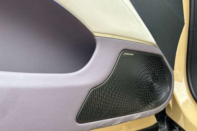 Used Avatr 11 2024 700 Three-Laser Four-Wheel Drive Recommended Version
