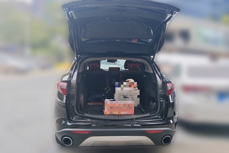 Used Alfa Romeo Stelvio 2017 2.0T 200HP Luxury Edition