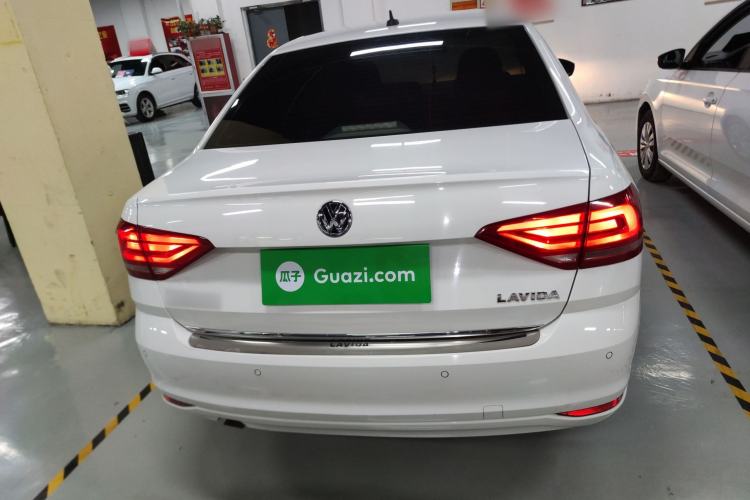 Used Volkswagen Lavida 2017 1.6L Automatic Comfort Edition