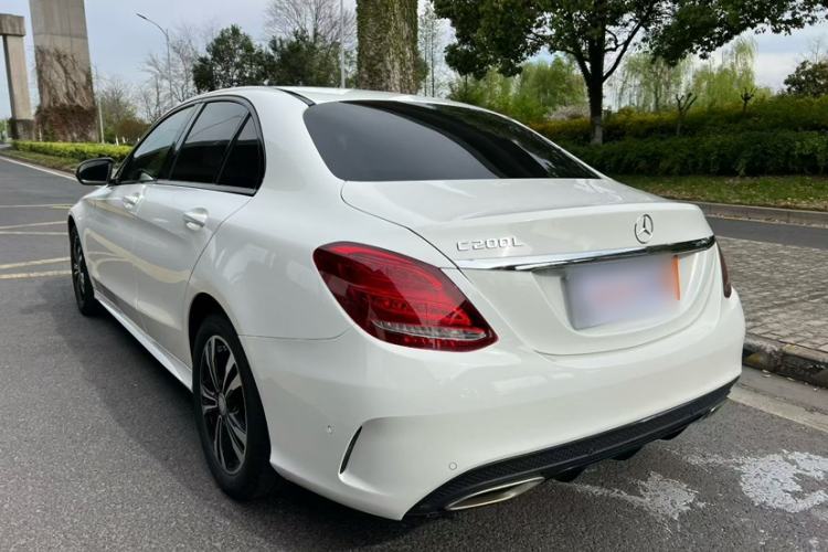 Used Mercedes-Benz C-Class 2017 C 200 Sport Edition Exterior 6