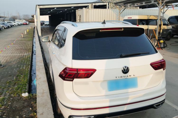 Used Volkswagen Tiguan L 2022 330TSI Automatic Two-Wheel Drive R-Line Enhanced Edition Exterior 2