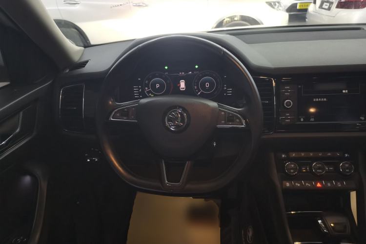 Used Skoda Kodiaq 2019 Facelifted TSI330 5-Seater Two-Wheel-Drive Luxury Enjoyment Edition China VI Standard Steering Wheel