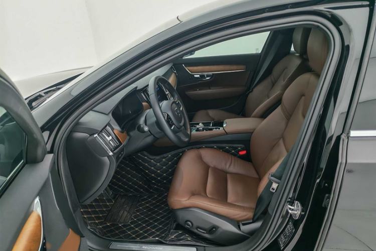 Used Volvo S90 New Energy 2024 Plug-in Hybrid Four-Wheel Drive Long-Range Zhiyi Luxury Edition Interior 4