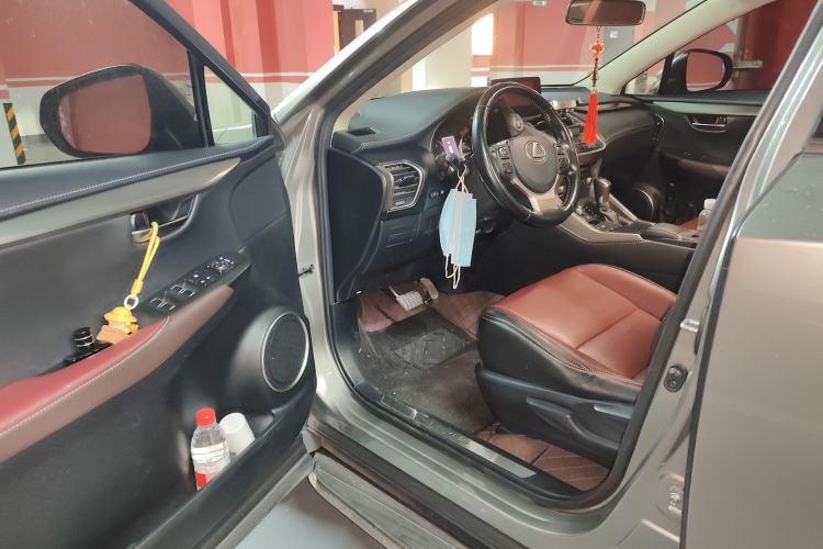 Used Lexus NX 2017 200 Front-Wheel-Drive X-Trail SE Edition Driver Seat