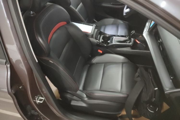 Used MG 5 2023 180 DVVT CVT Fashion Edition
