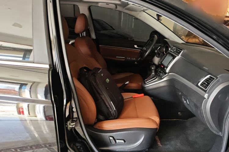 Used Haval H6 2015 Sport Edition 1.5T Automatic Two-Wheel Drive Luxury Model
