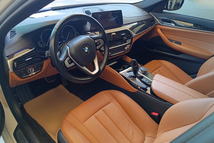 Used BMW 5 Series 2018 530Li Leading Model M Sport Package