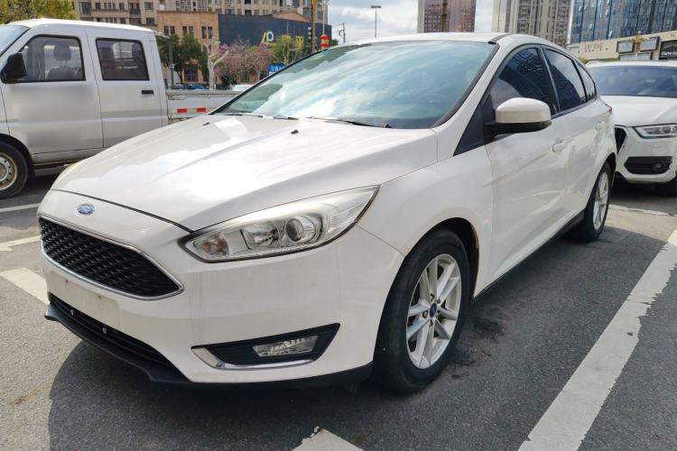 Used Ford Focus 2017 Hatchback 1.6L Automatic Fashion Edition Smart Drive Version
