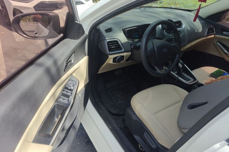 Used Ford Escort 2015 1.5L Automatic Comfort Edition