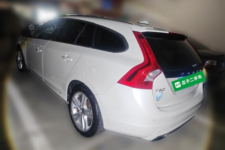 Used Volvo V60 2015 T5 Zhiya Edition
