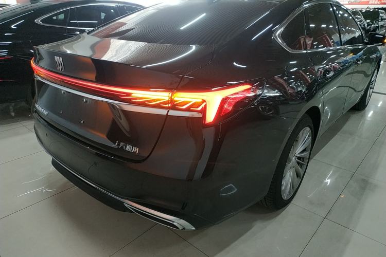 Used Buick LaCrosse 2025 Platinum Avia Edition