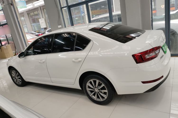 Used Skoda Octavia 2022 1.5L Automatic Comfort Edition