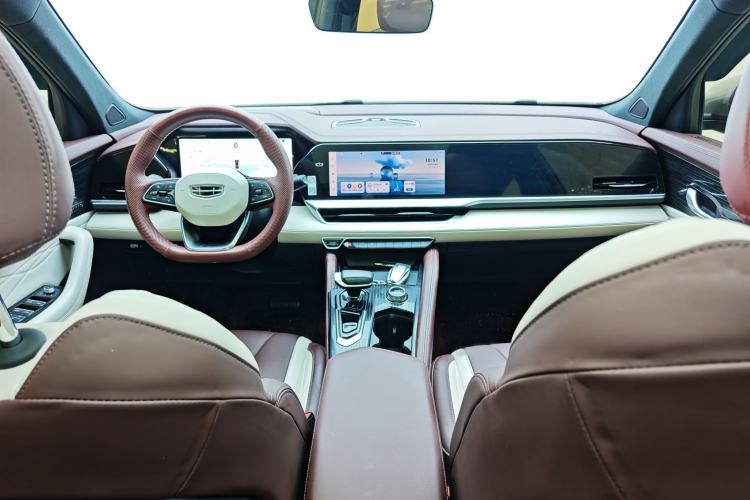 Used Geely Auto Monjaro L 2024 2.0TD High-Power Automatic Two-Wheel Drive Yunqi Version