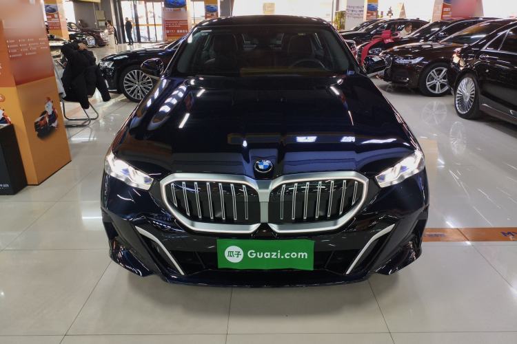 Used BMW 5 Series 2025 530Li Luxury Edition M Sport Package
