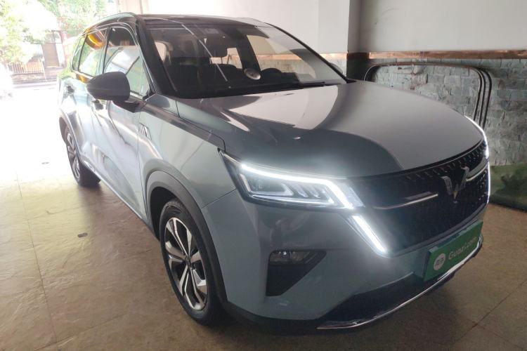 Used Wuling Asta 2021 1.5T CVT Star曜 Edition Front Right 45 Deg
