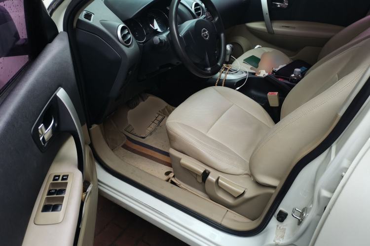 Used Nissan Qashqai 2011 2.0 XL Fire CVT 2WD Driver Seat