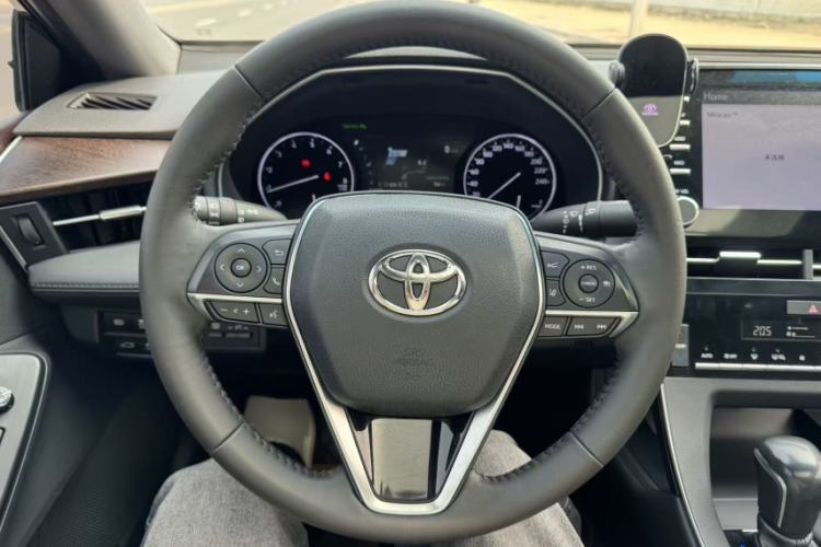 Used Toyota Avalon 2019 2.0L XLE Premium Edition China VI