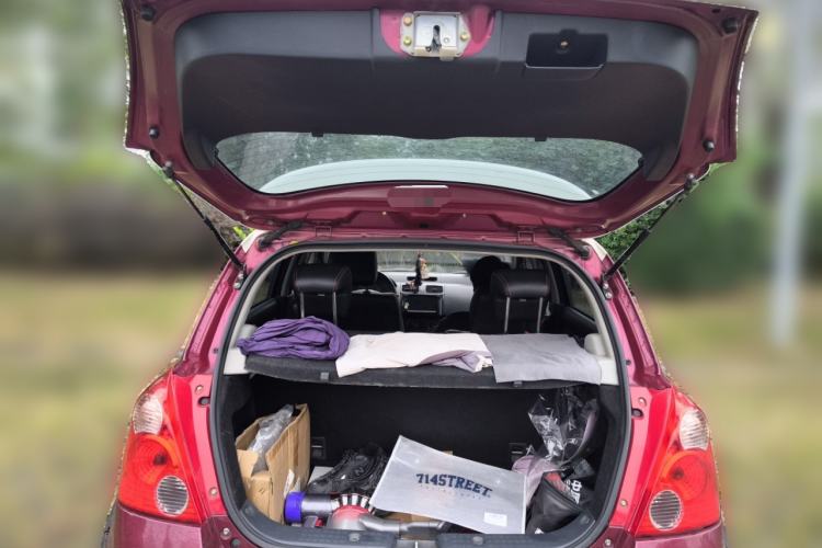 Used Suzuki Swift 2016 1.5L Automatic Fashionable Coolplay Edition
