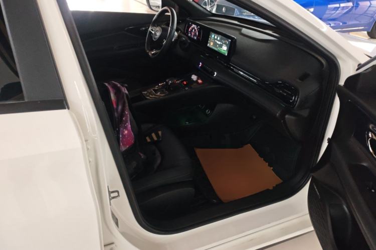 Used GAC Trumpchi EMPOW 2023 270T DCT J15 Version Right Front Seat