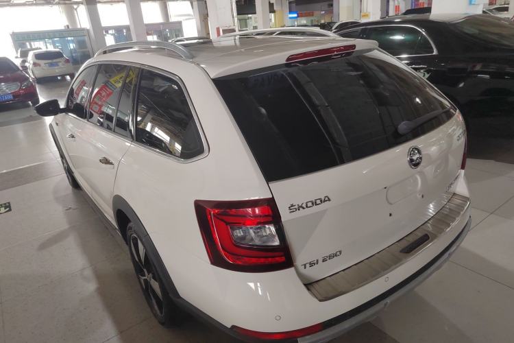 Used Skoda Octavia 2018 Station Wagon TSI280 DSG Luxury Edition Rear Left 45 Deg