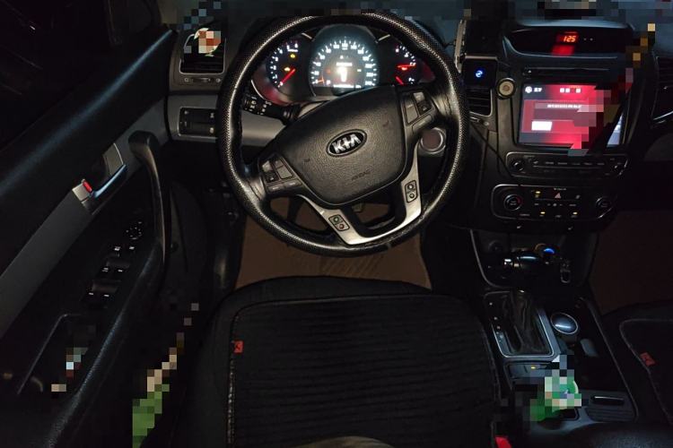 Used Kia Sorento 2013 2.2T 7-seat Diesel Luxury Edition
