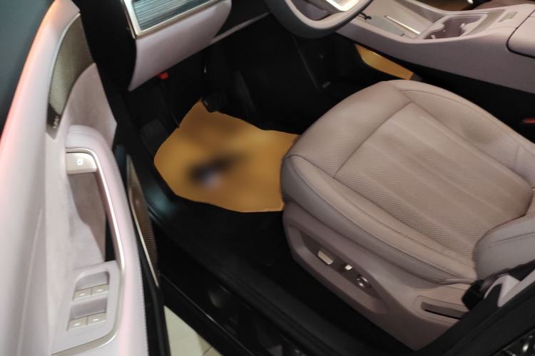 Used ONVO L60 2024 60 kWh Rear-Drive Version Driver Seat