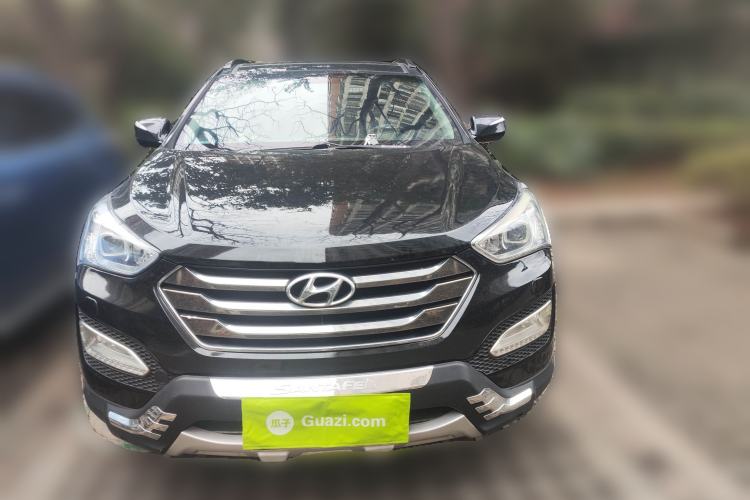 Used Hyundai Santa Fe 2013 2.4L Automatic Two-Wheel Drive Smart Version