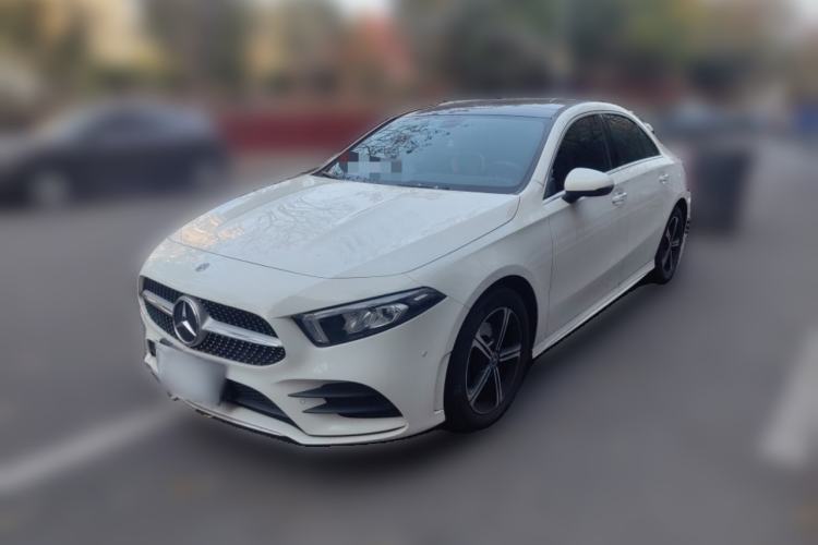 Used Mercedes-Benz A-Class 2022 Second Facelift A 200 L Sport Sedan Fashion Version
