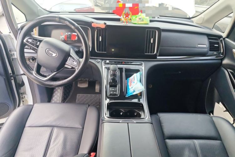 Used GAC Trumpchi M8 2023 Lingxiu Series 390T Prestige Edition Center Console