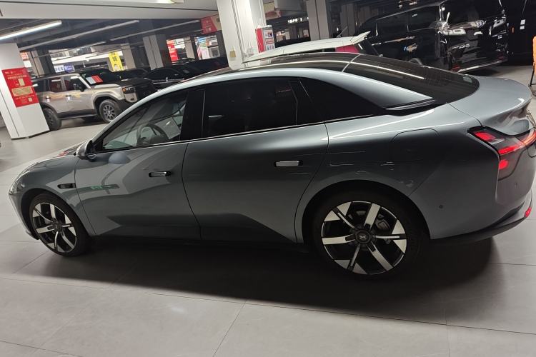 Used XPeng MONA M03 2024 620 with Ultra-Long Range