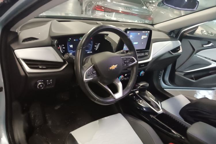 Used Chevrolet Menlo 2022 Starry Edition Center Console