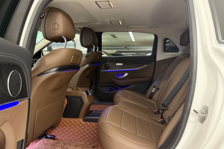Used Mercedes-Benz E-Class 2016 E 300 L Sporty and Stylish Model
