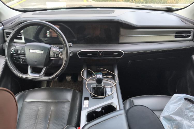 Used JETOUR X90 PLUS 2021 1.5T Manual "Yangfang" 5-Seater Center Console