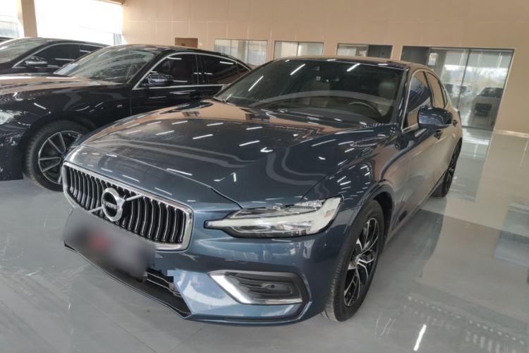 Used Volvo S60 2022 B4 Zhiyi Luxury Edition