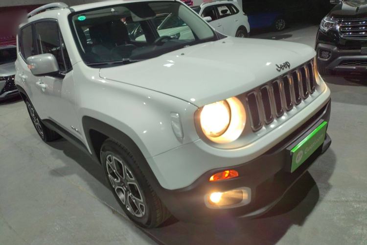 Used Jeep Renegade 2018 Connected Large Screen Version 180T Automatic Smart Version