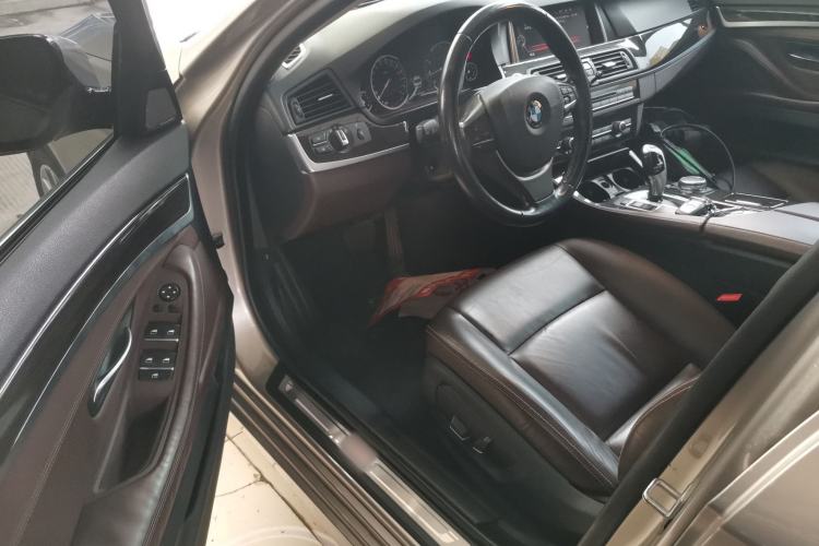 Used BMW 5 Series 2017 525Li Luxury Design Package Driver Seat