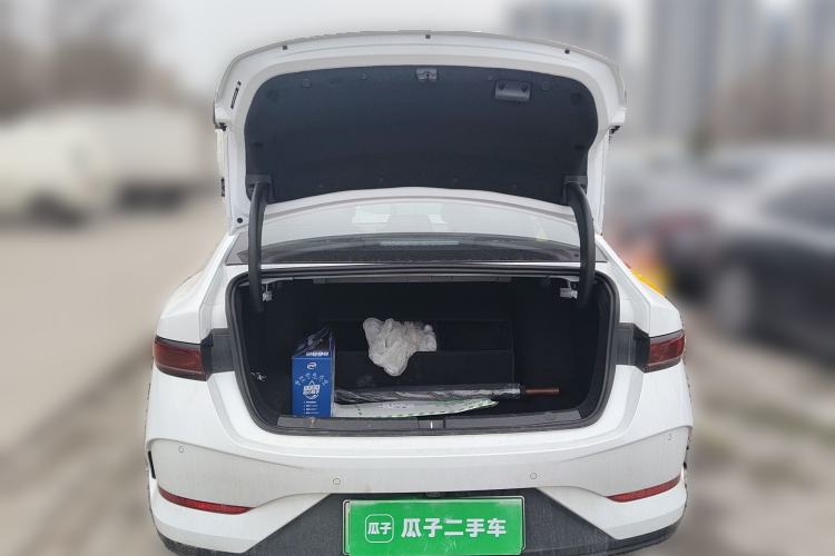 Used BYD Qin PLUS 2025 DM-i Smart Drive 55KM Leading Model
