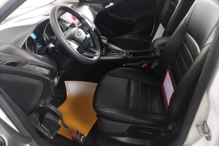 Used Ford Focus 2018 Hatchback Classic 1.6L Automatic Comfort Plus SmartDrive Edition
