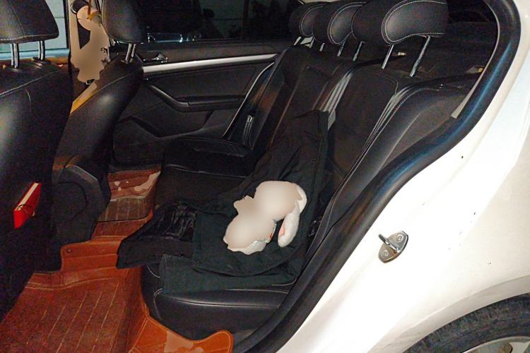 Used Volkswagen Lavida 2015 1.6L Automatic Comfort Edition Left Rear Seat