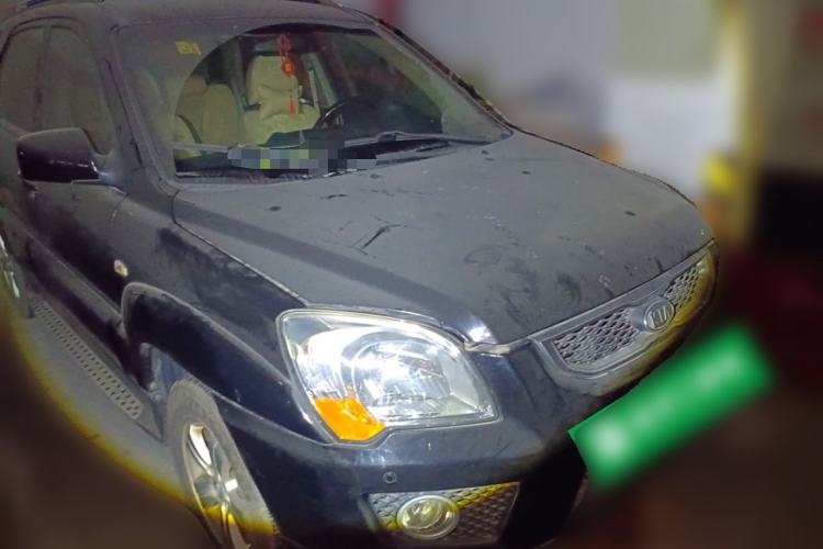 Used Kia Sportage 2013 2.0L Automatic Two-Wheel Drive GL Trim Front Right 45 Deg