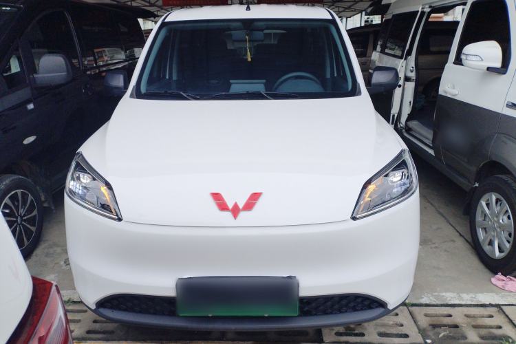 Used Wuling Hongguang New Energy 2024 All-Electric Model 300KM Practical Version