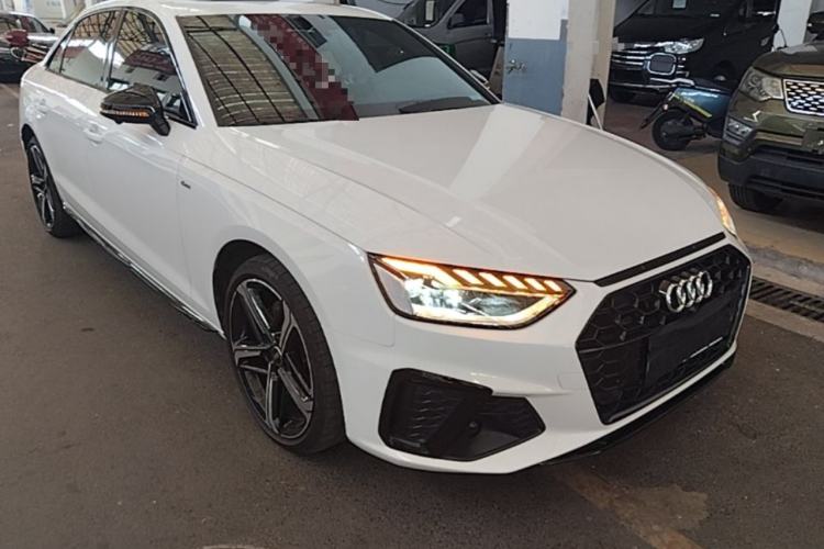 Used Audi A4L 2024 40 TFSI Luxury Dynamic Edition Front Right 45 Deg