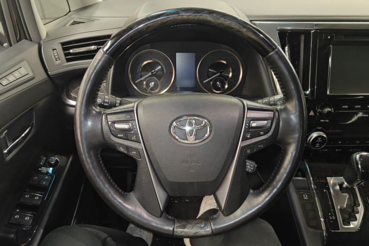 Used Toyota Vellfire 2019 Dual-Engine 2.5L HV Luxury Edition Steering Wheel