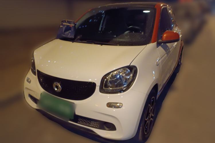 Used smart forfour 2016 0.9T 66 kW Pioneer Edition