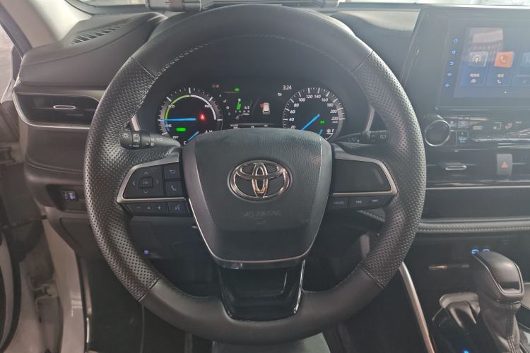 Used Toyota Highlander 2022 Dual-Engine 2.5L 4x4 Elite Edition 7-Seater Steering Wheel