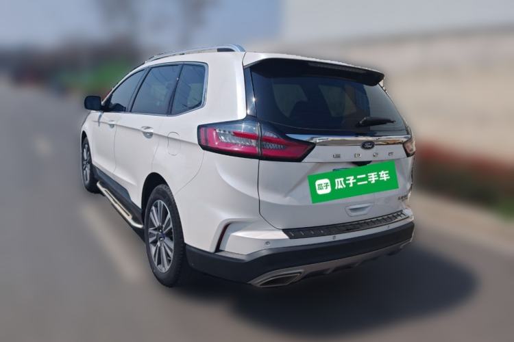 Used Ford Edge 2021 PLUS EcoBoost 245 Two-Wheel-Drive Platinum Edition 5 Seats
