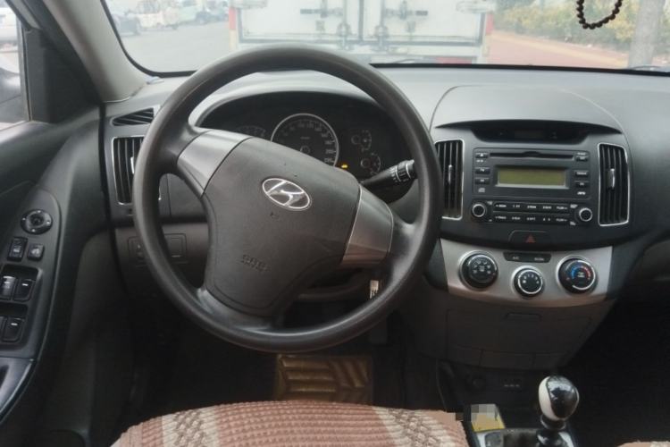 Used Hyundai Celesta 2011 1.6L Manual Luxury Model
