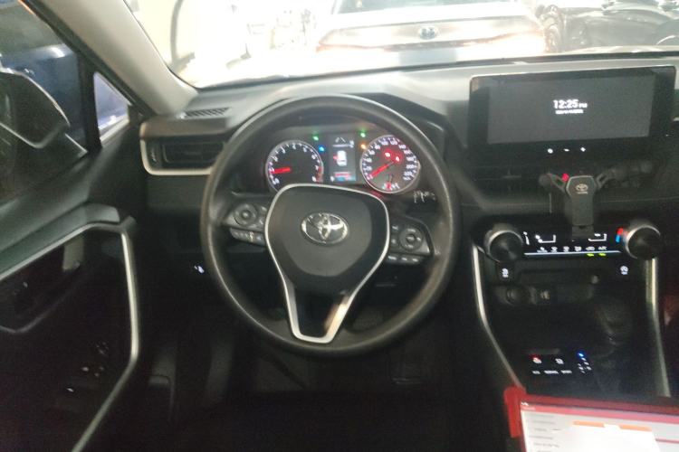 Used Toyota RAV4 2023 2.0L CVT Two-Wheel Drive Urban Edition Steering Wheel